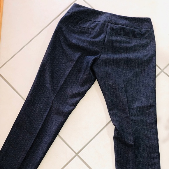 The Limited Dress Capri Pants - Picture 5 of 5